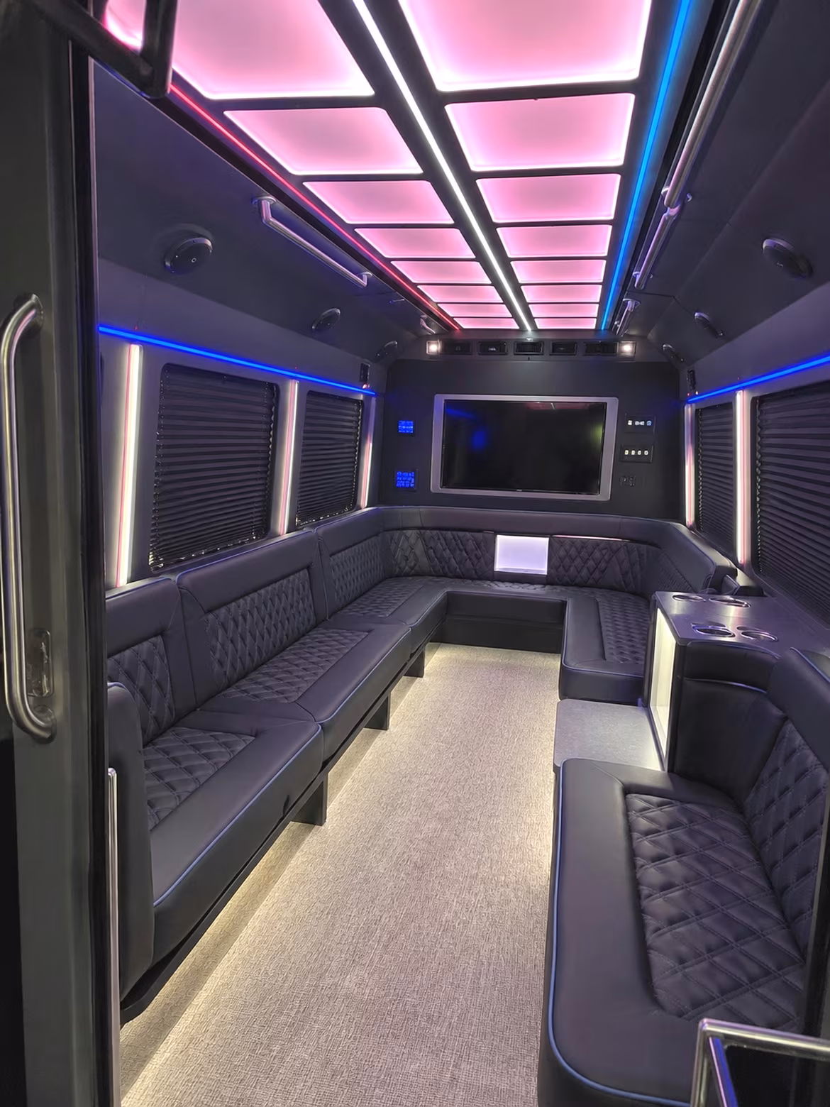 a party bus makes the overland park convention center drop off easy