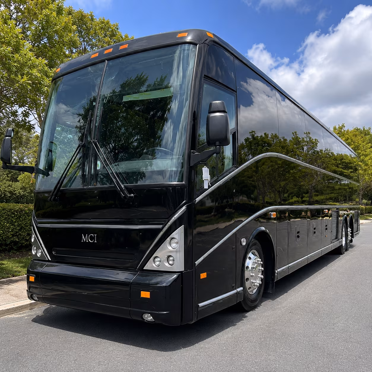 cross metro office shuttles between overland park and downtown kansas city