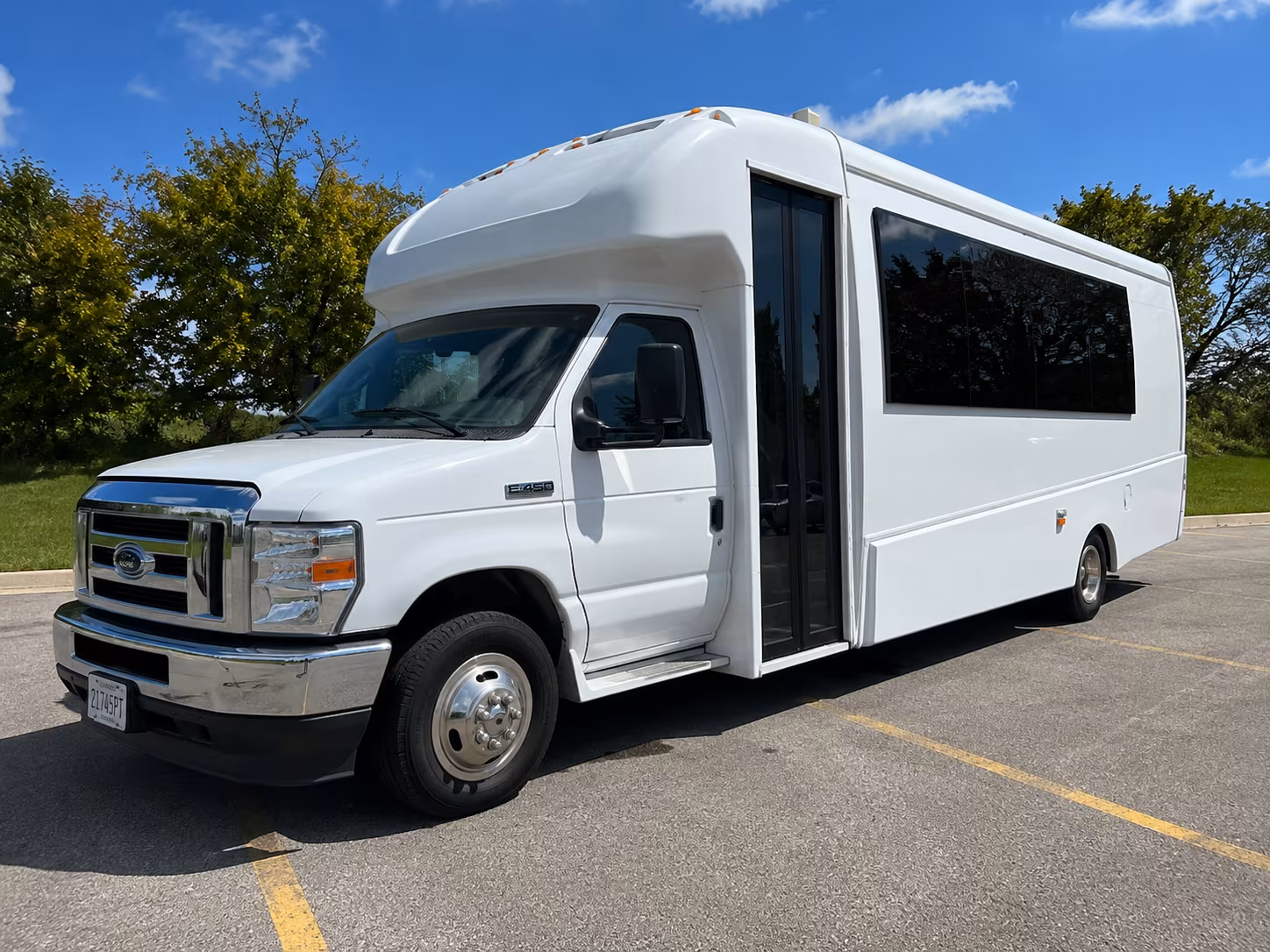 find your overland park wedding party bus here