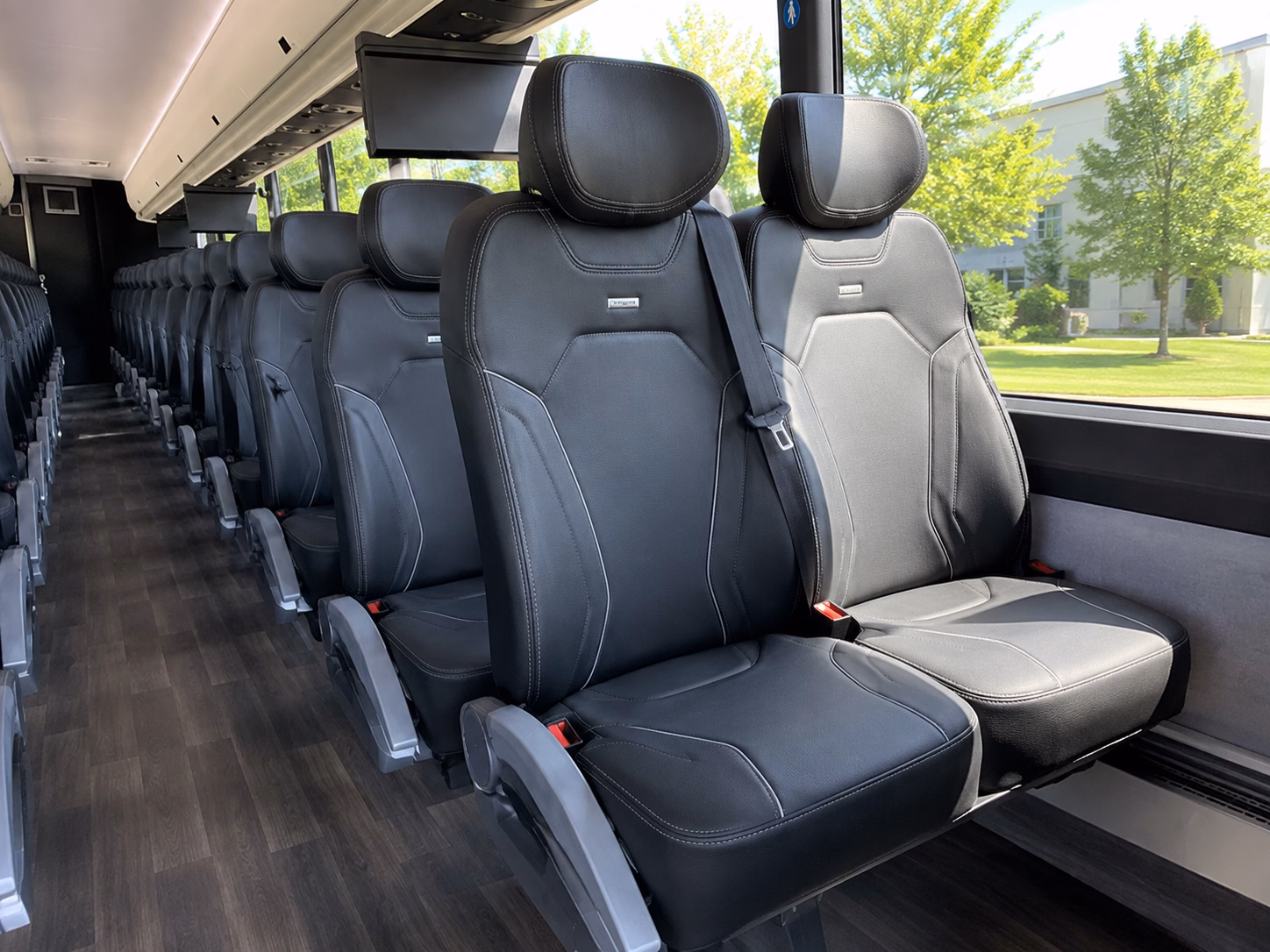 overland park bus rental service area